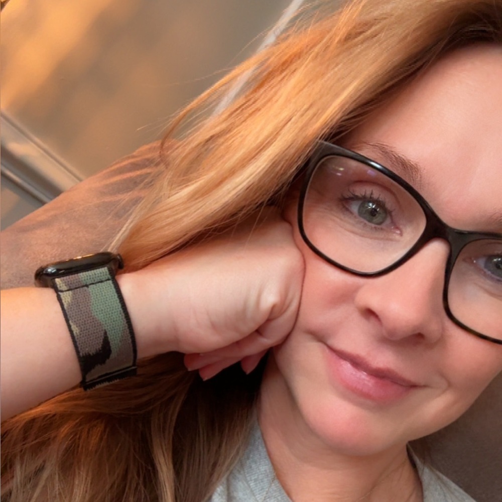 Meet your Posher, Samantha